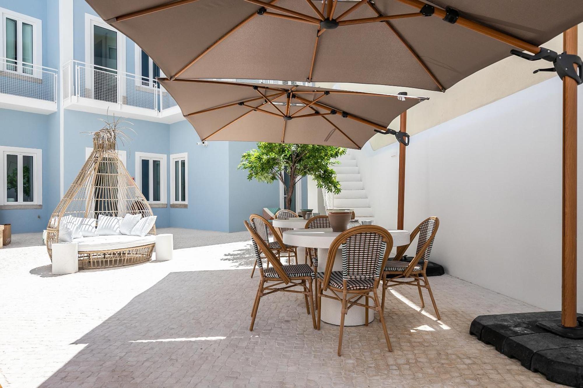 Dona Simone Boutique Suites & Studios - By @ Rita'S Place ファロ エクステリア 写真